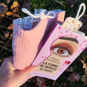 Pochette à livre réversible rose blush et fleurettes+ marque page