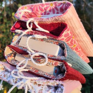 Pochette à livre réversible vert d'eau+ marque page